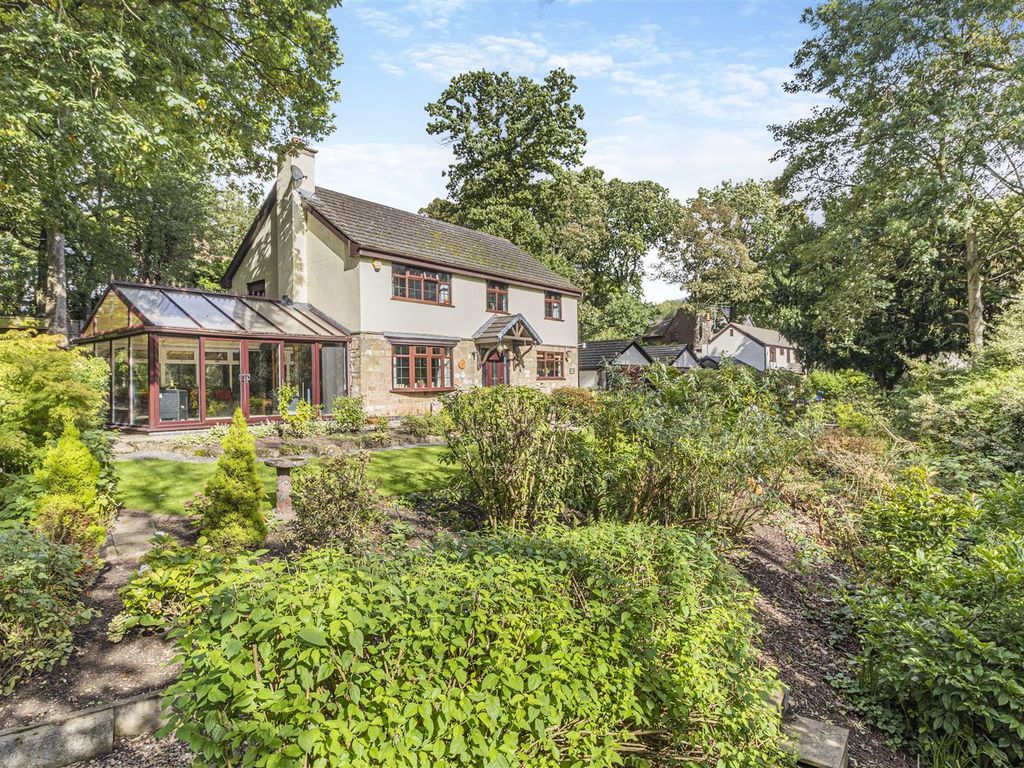 4 bed detached house for sale in Four Oaks, The Hermitage, Mansfield