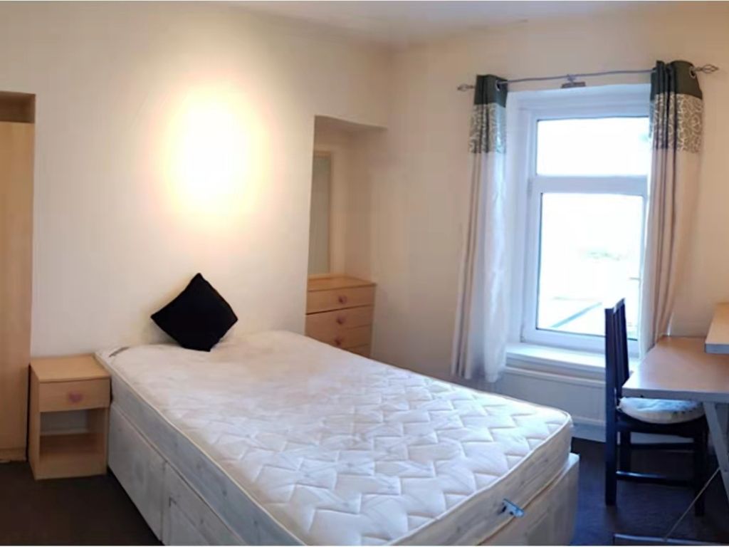 2 bed terraced house to rent in Madoc Street, Swansea SA1 Zoopla