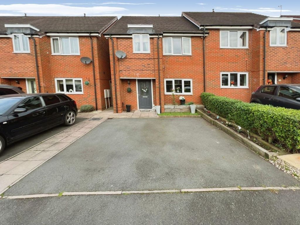 3 bed semidetached house for sale in Orchard Street, Brierley Hill DY5