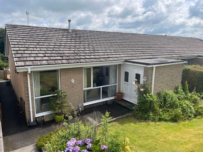3 bed bungalow for sale in Trevillis Park, Liskeard PL14, £290,000 Zoopla