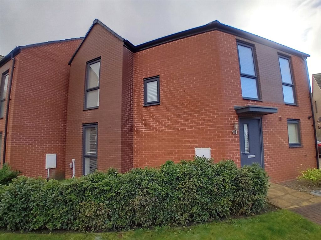 3 bed semidetached house for sale in Brick Lane, Dawley, Telford