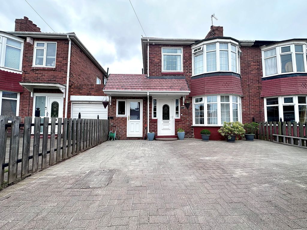 3 bed semidetached house for sale in Yewtree Gardens, Walkerville
