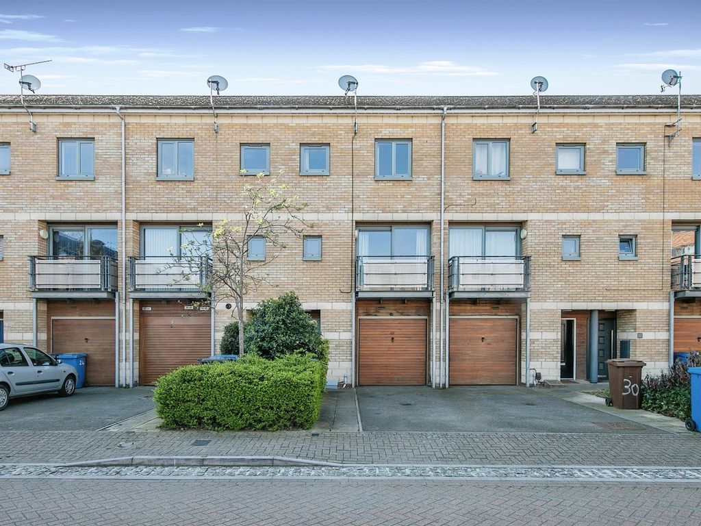 3 bed town house for sale in Maude Street, Ipswich IP3, £280,000 Zoopla