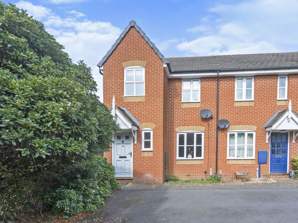 3 bed end terrace house for sale in Lark Rise, Brackley NN13 Zoopla