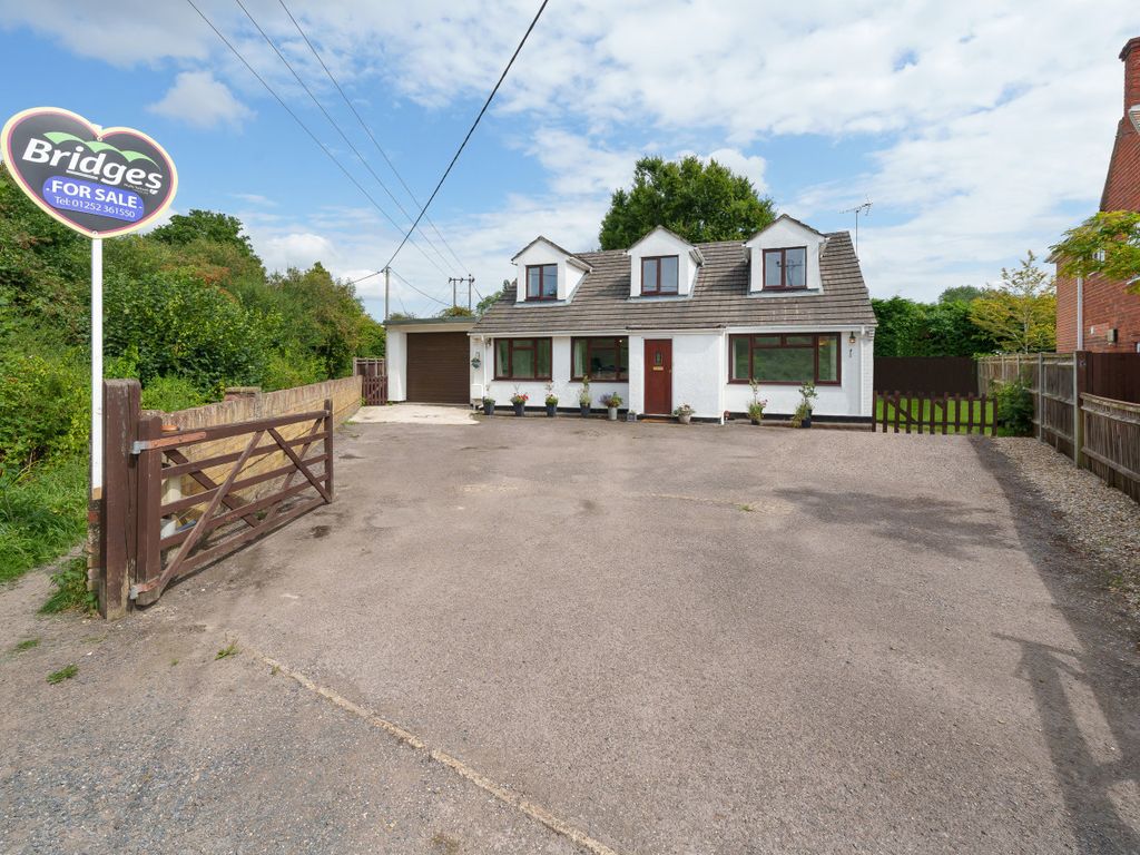 5 bed bungalow for sale in Orchard Road, Badshot Lea, Farnham, Surrey