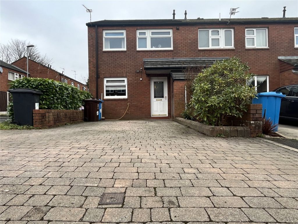 3 bed end terrace house for sale in Markenfield Drive, High Crompton