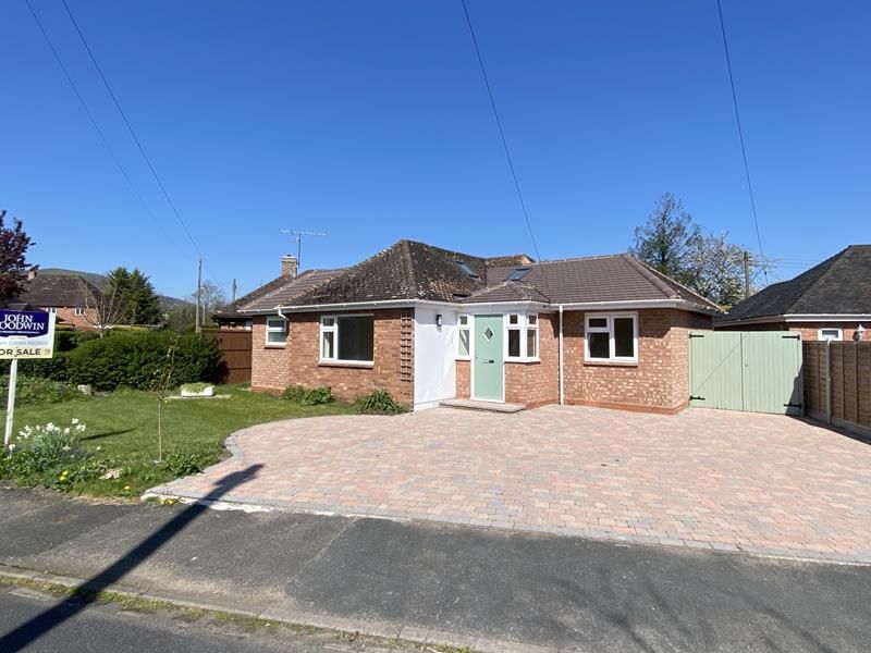 3 bed bungalow for sale in Hall Green Close, Malvern WR14 Zoopla