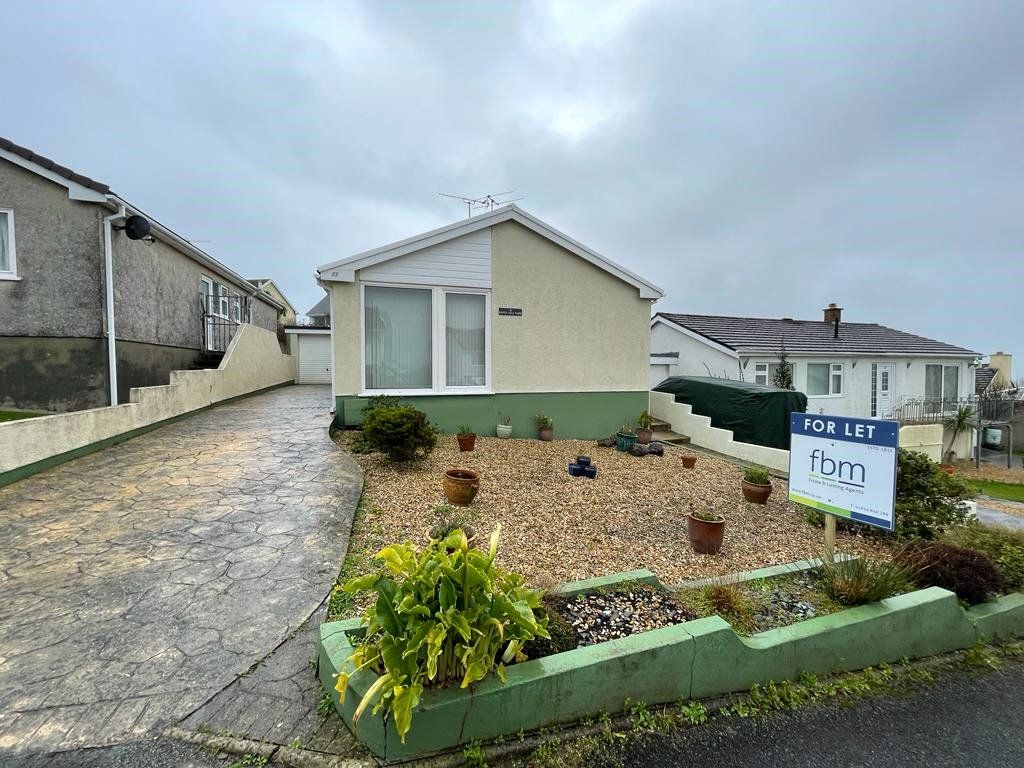 3 bed bungalow to rent in Upper Hill Park, Tenby, Pembrokeshire SA70