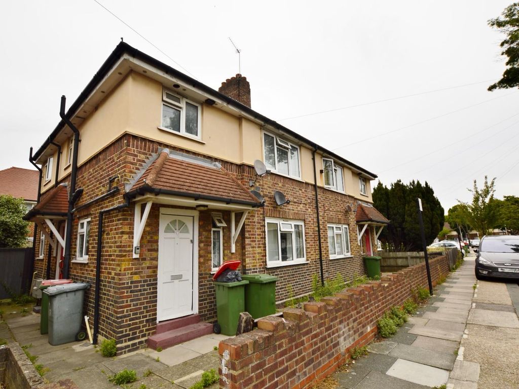 Macgregor Road, Canning Town, London E16  