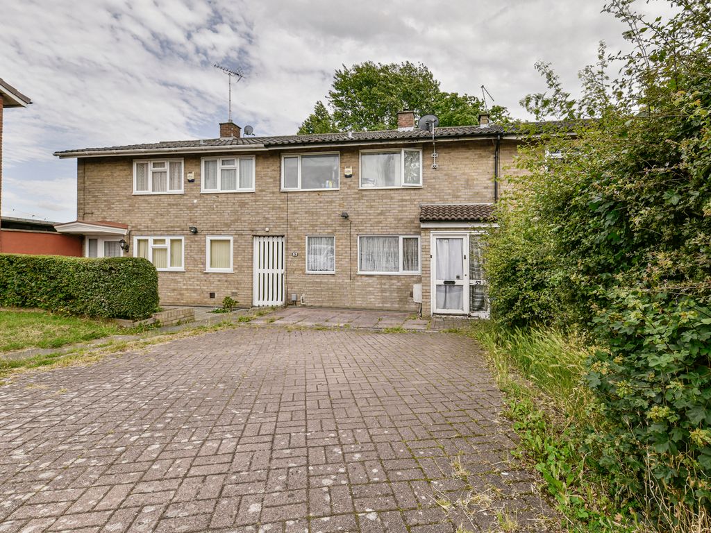 3 bed terraced house for sale in Harvey Road, Stevenage SG2 Zoopla