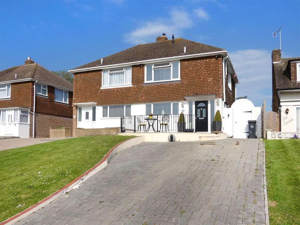 3 bed semidetached house for sale in Highdown Drive, Wick