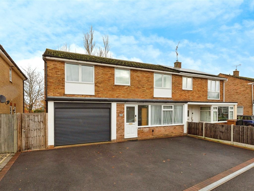 4 bed semidetached house for sale in Forest Road, Paddock Wood