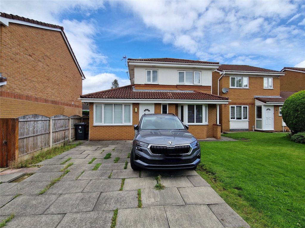 4 bed detached house for sale in Langtree Close, Worsley, Manchester