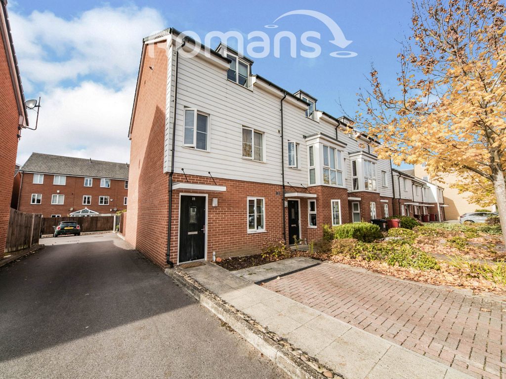 3 bed town house to rent in St. Agnes Way, Reading RG2 Zoopla