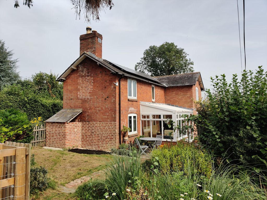 3 bed cottage for sale in Catley, Ledbury HR8, £425,000 Zoopla