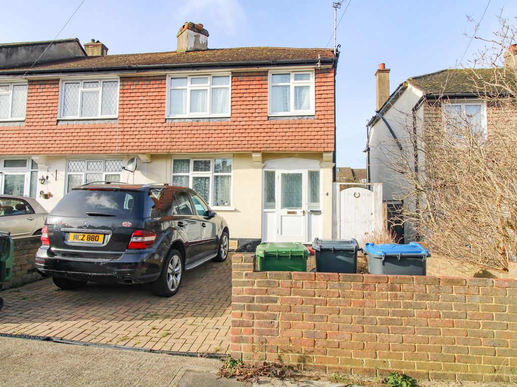3 bed semidetached house for sale in Rose Walk, Surbiton KT5, £550,000