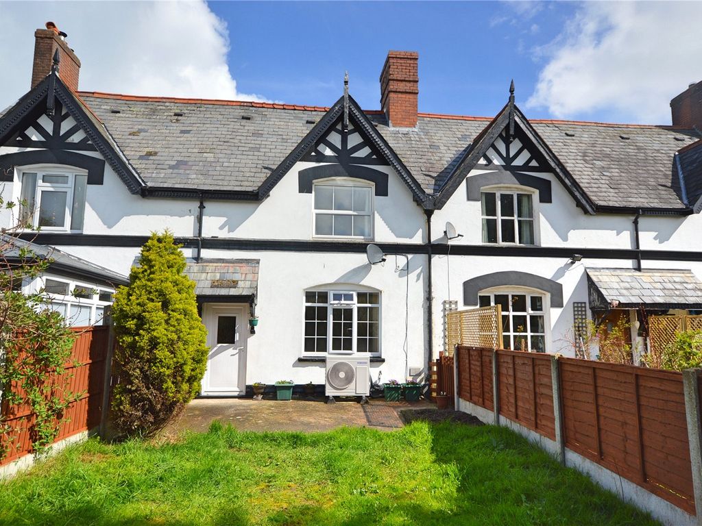 3 bed terraced house for sale in Green Terrace, Tregynon, Newtown