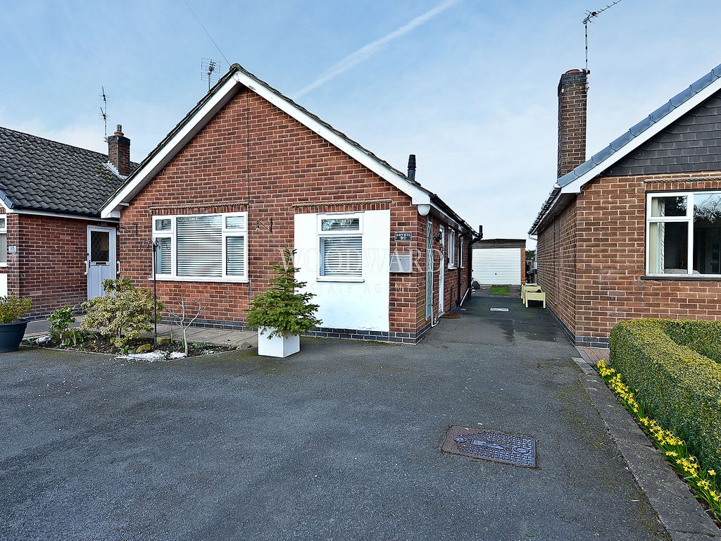 2 bed detached bungalow for sale in High Lane West, West Hallam