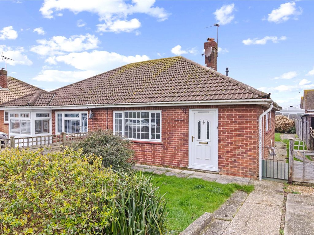 2 bed bungalow for sale in Greenwood Close, Bognor Regis, West Sussex
