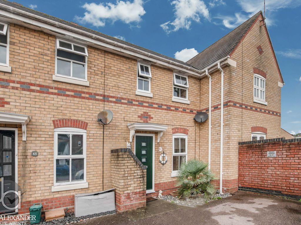 2 bed terraced house for sale in Derwent Road, Highwoods, Colchester