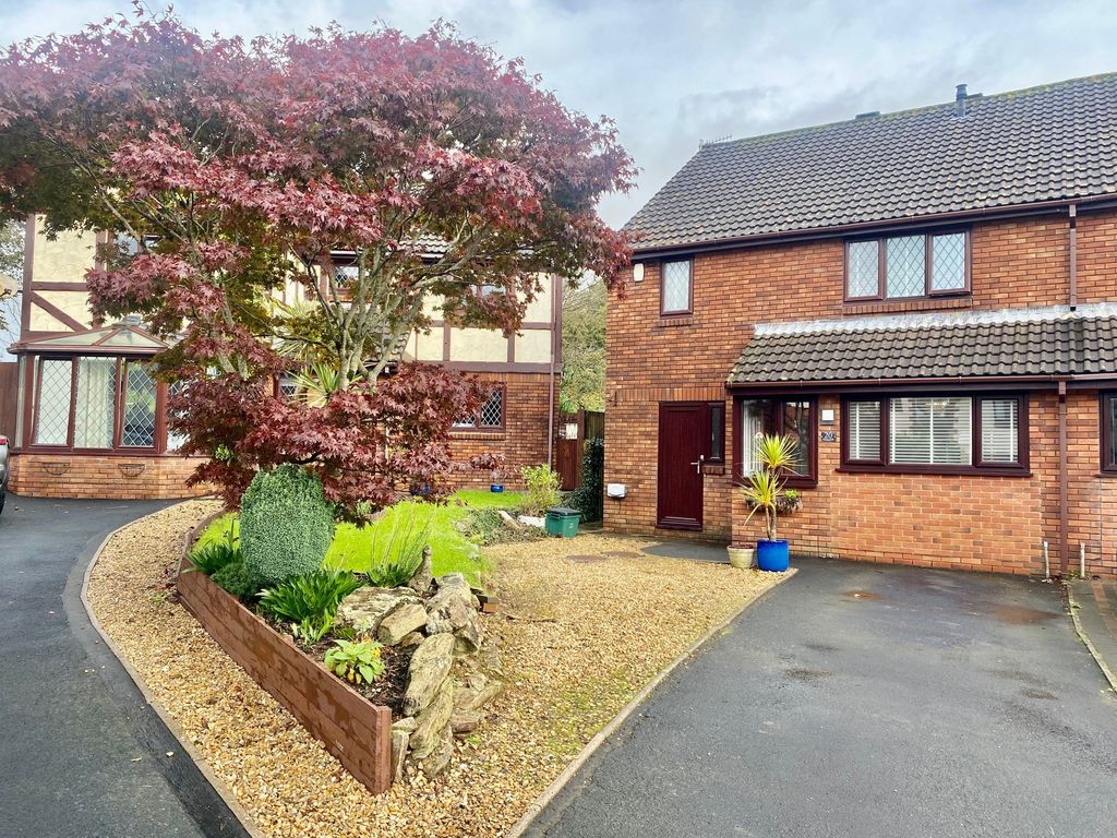 3 bed semidetached house for sale in Merlin Close, Woolwell, Plymouth