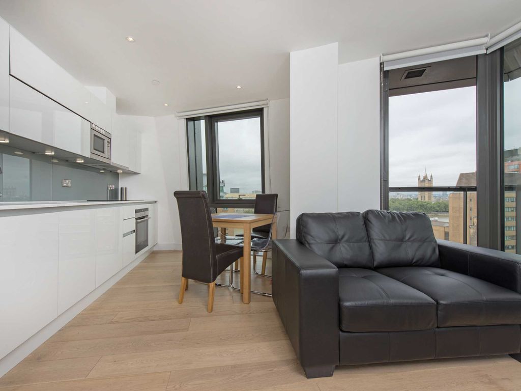 2 bed flat to rent in Parliament House, 81 Black Prince Road, Lambeth