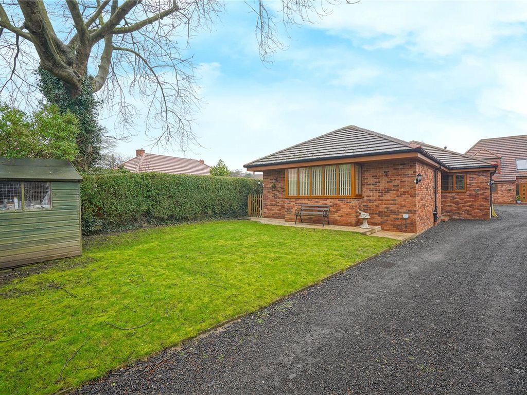 3 bed bungalow for sale in Wilberforce Court, South Anston, Sheffield