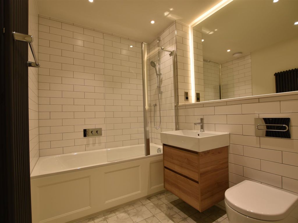 2 bed flat to rent in Langley Park Road, Sutton SM2 Zoopla