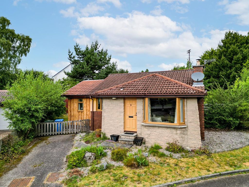 2 bed detached bungalow for sale in Dalnabay, Silverglades, Aviemore