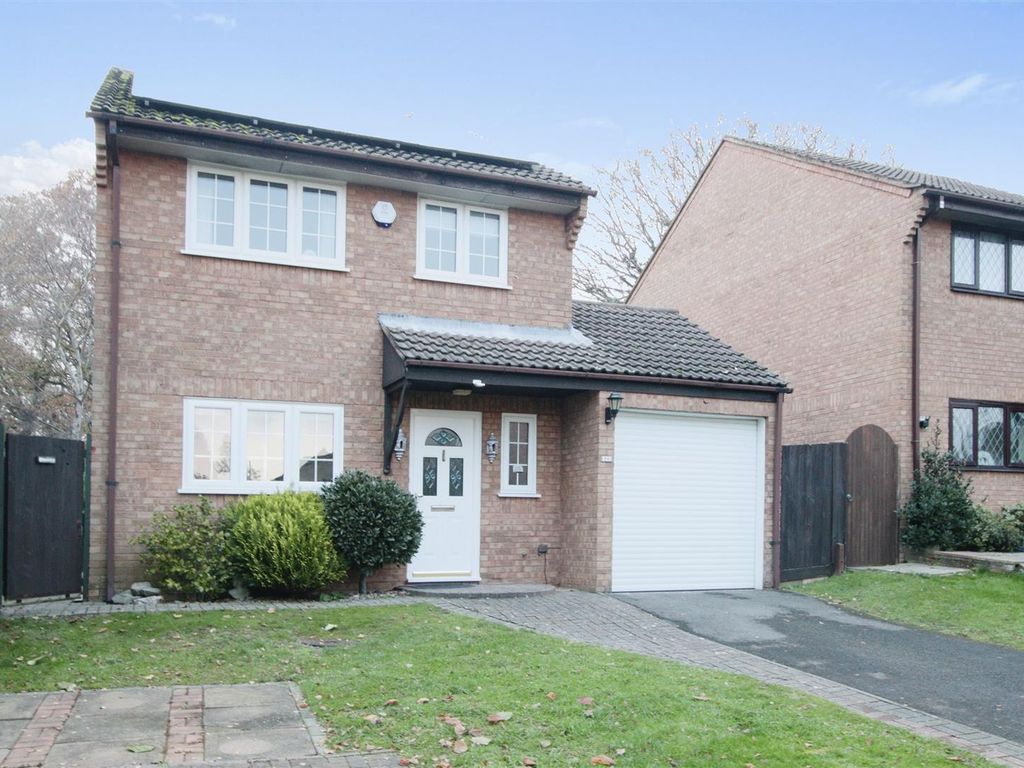 3 bed detached house to rent in Coombedale, Locks Heath, Southampton