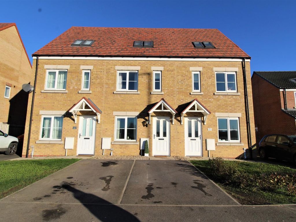 3 bed terraced house for sale in Runnymede Way, Northallerton DL6 Zoopla