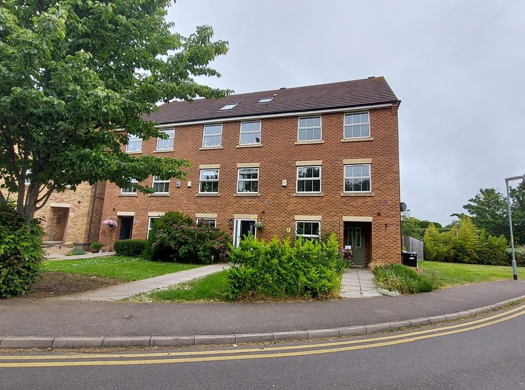 3 bed town house for sale in Tarragon Way, Bourne PE10 Zoopla