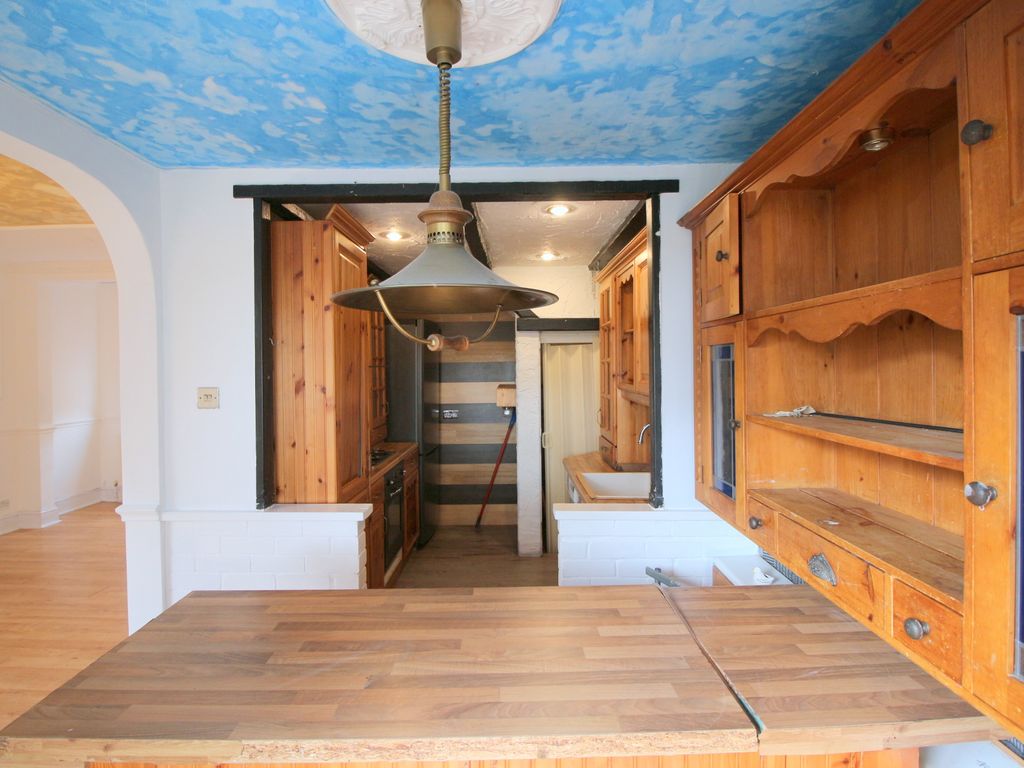 3 bed terraced house to rent in Lichfield Road, Dagenham RM8, £2,000 pcm Zoopla