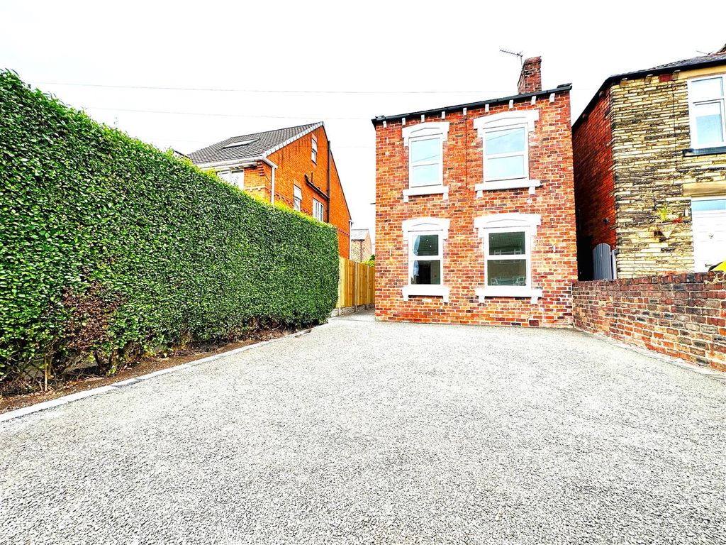 3 bed detached house for sale in Jenkin Road, Horbury, Wakefield WF4, £