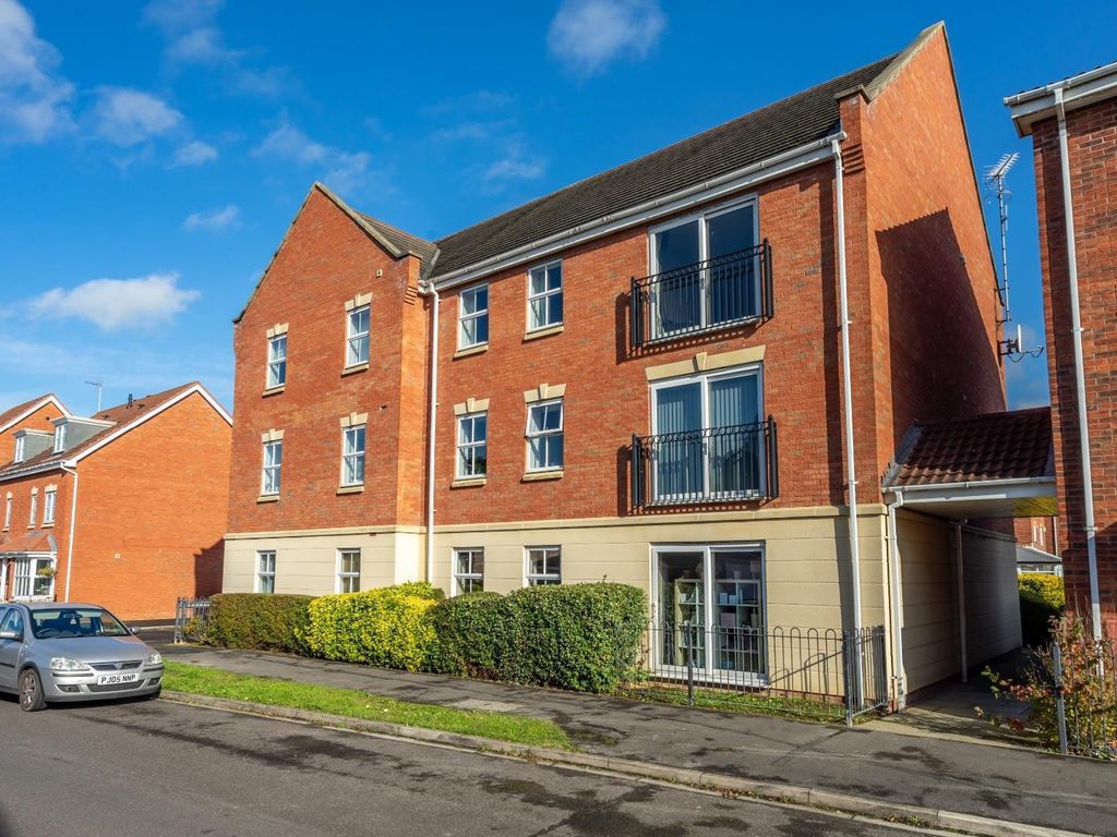 2 bed flat to rent in Shipton House, Cobham Way, York YO30 Zoopla