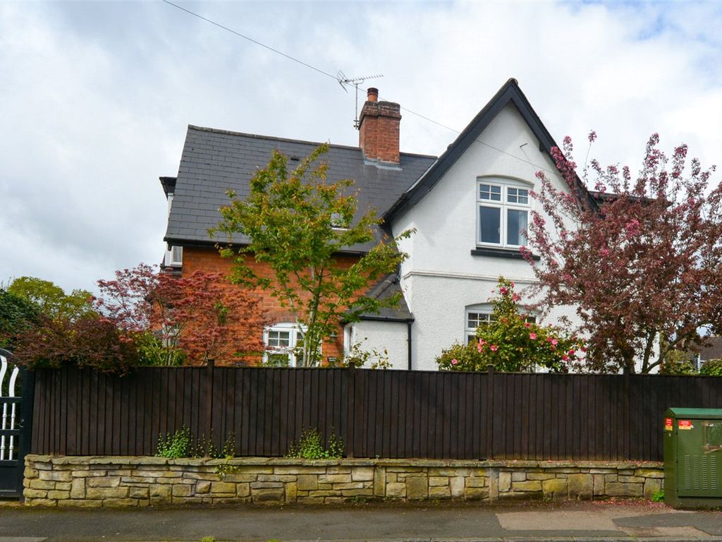 4 bed detached house for sale in Woodland Road, Northfield, Birmingham