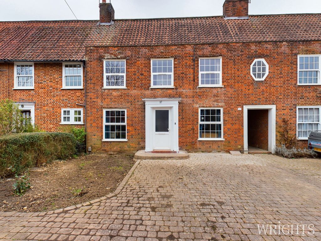 3 bed terraced house for sale in Longcroft Lane, Welwyn Garden City AL8