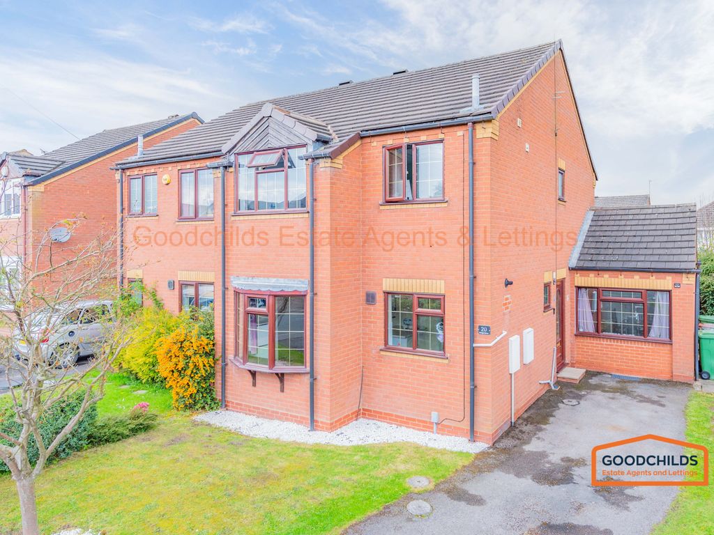 3 bed semidetached house for sale in Bridge Street, Clayhanger