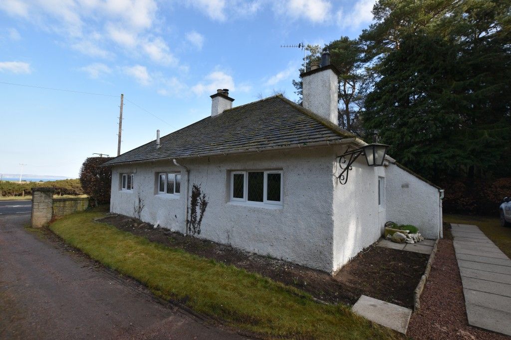 1 bed cottage to rent in Nairn IV12, £650 pcm Zoopla