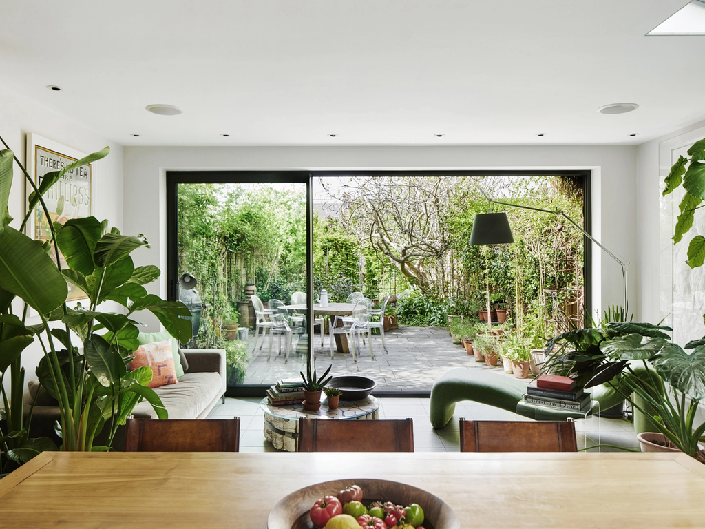 5 bed terraced house for sale in Crediton Road, London NW10 Zoopla