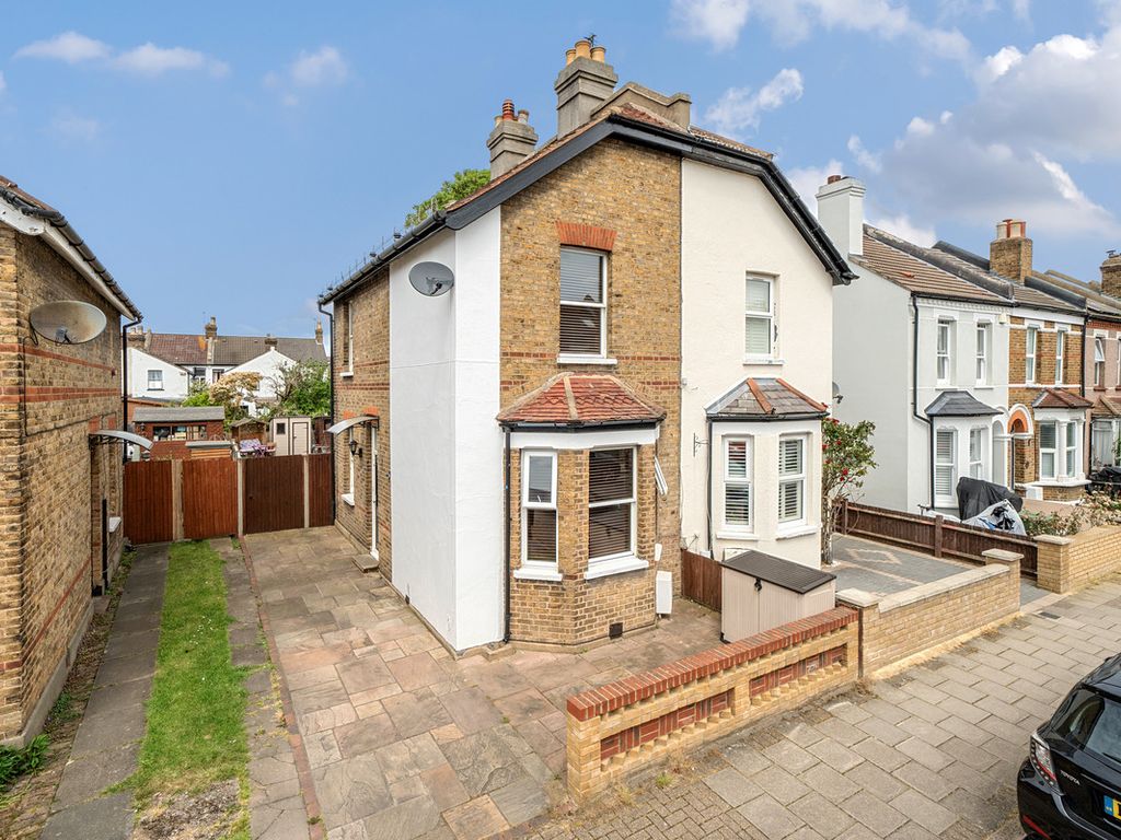 3 bed semidetached house for sale in Addison Road, Bromley BR2 Zoopla