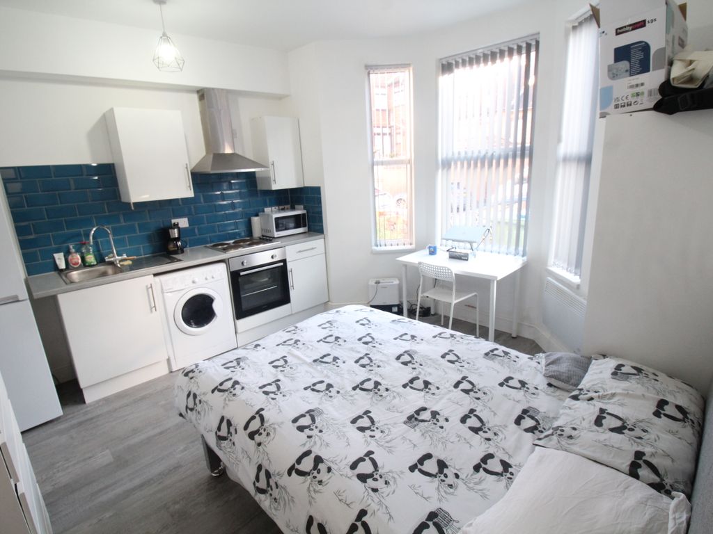 Studio to rent in Meriden Street, Coventry CV1, £645 pcm Zoopla
