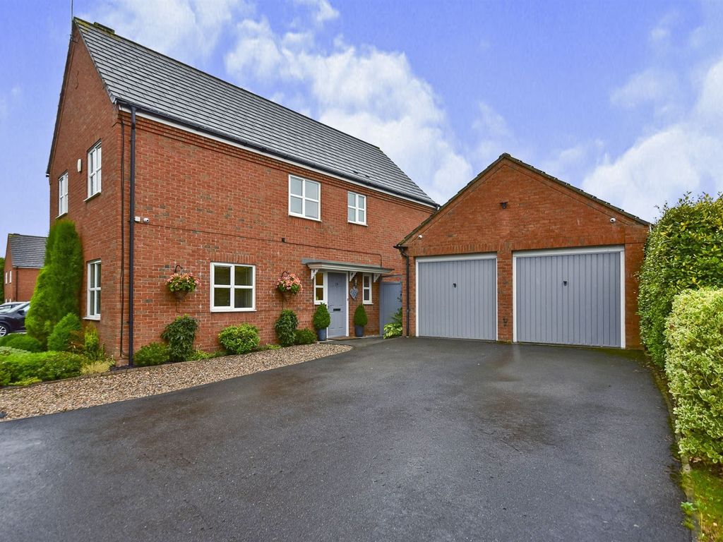 5 bed detached house for sale in Chatsworth Road, Corby NN18 Zoopla