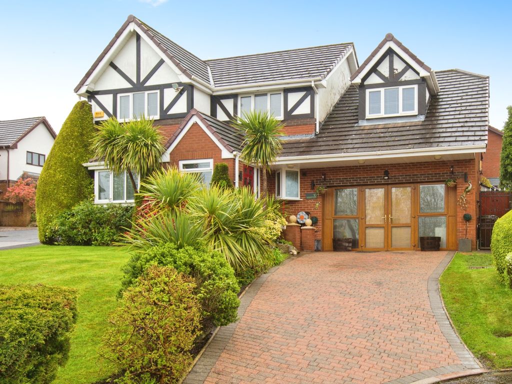 5 bed detached house for sale in Kingsbury Court, Skelmersdale WN8, £