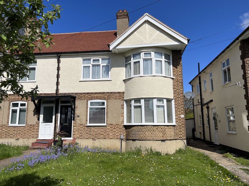2 bed flat to rent in Granton Avenue, Upminster RM14 Zoopla