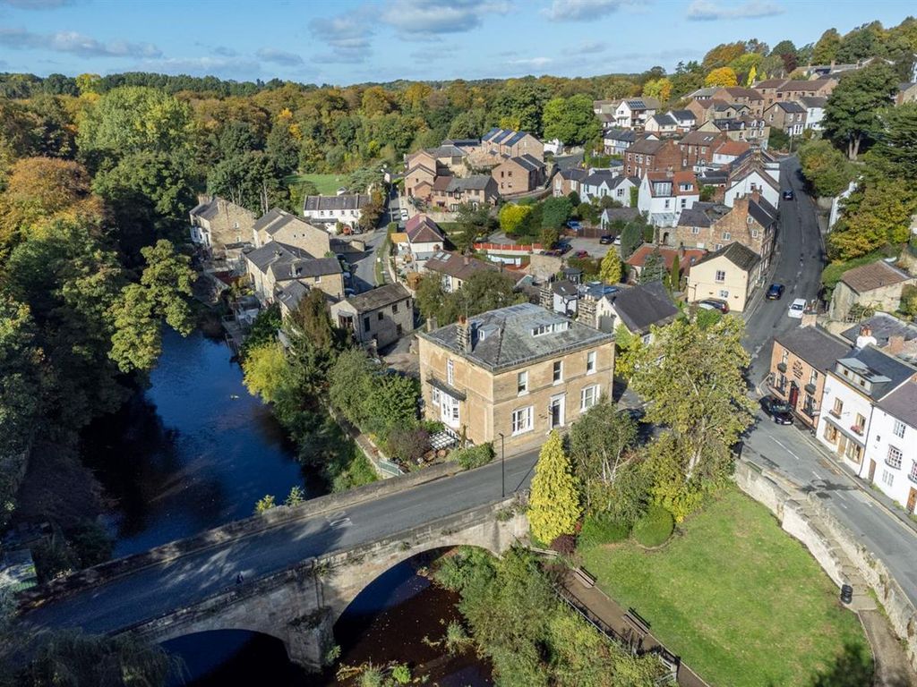 The Bridge House, Briggate, Knaresborough HG5  