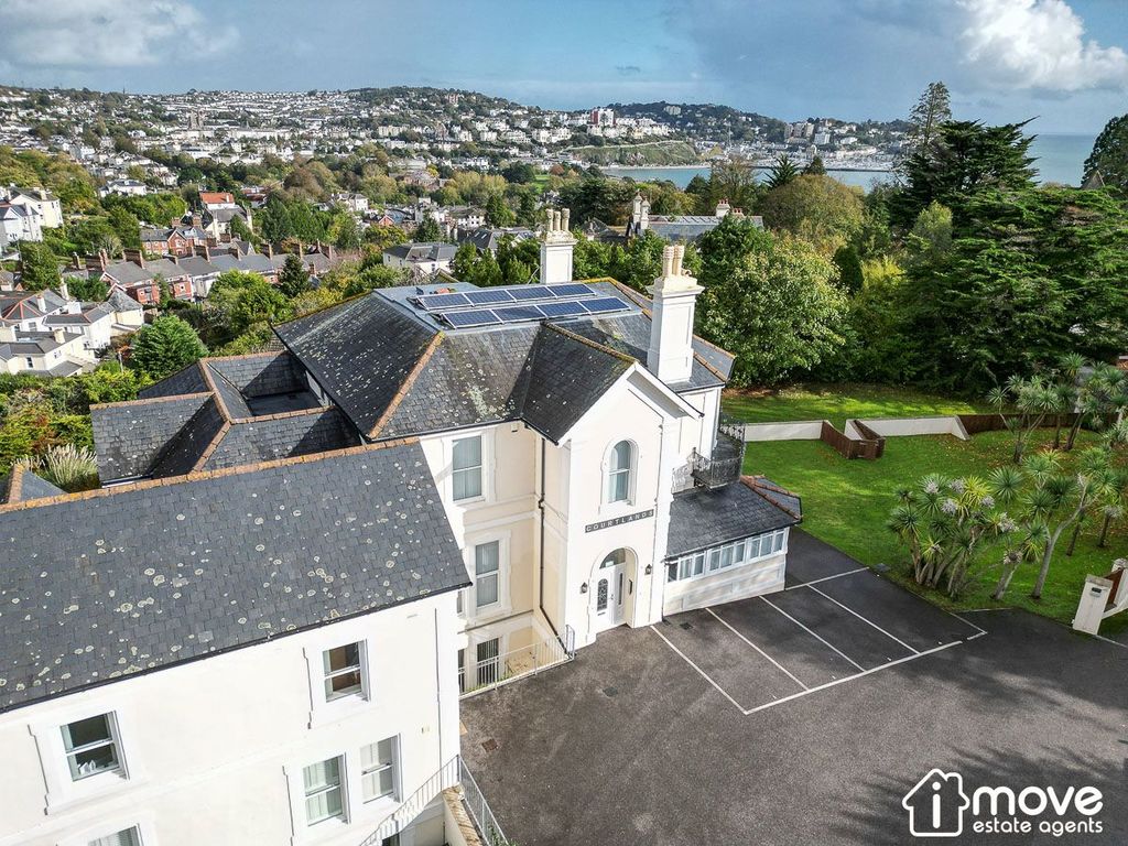 Courtlands, Rawlyn Road, Torquay TQ2  