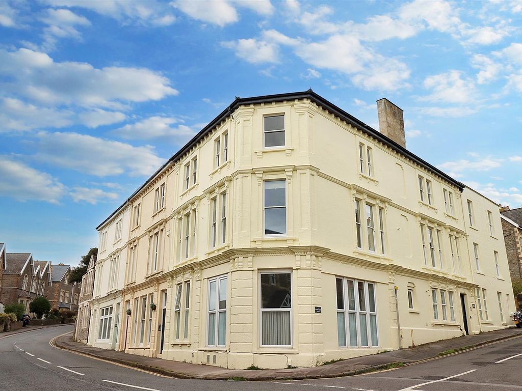 2 bed flat for sale in Marine Parade, Clevedon BS21, £359,950 Zoopla