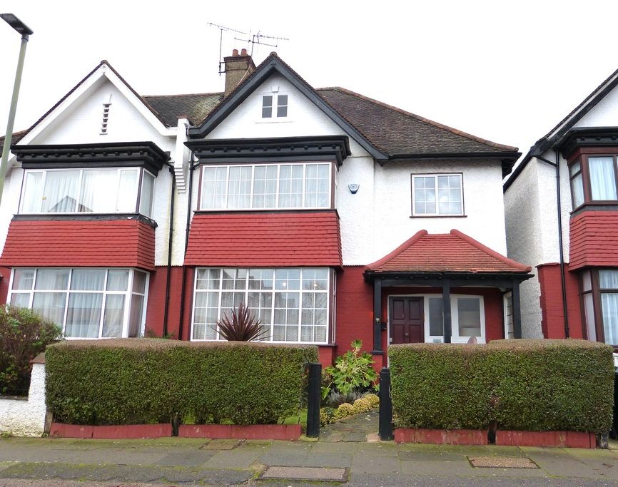 4 bed end terrace house for sale in Templars Avenue, Golders Green NW11
