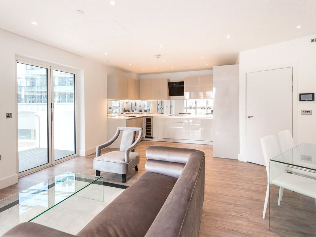 New Drum Street, Aldgate East E1